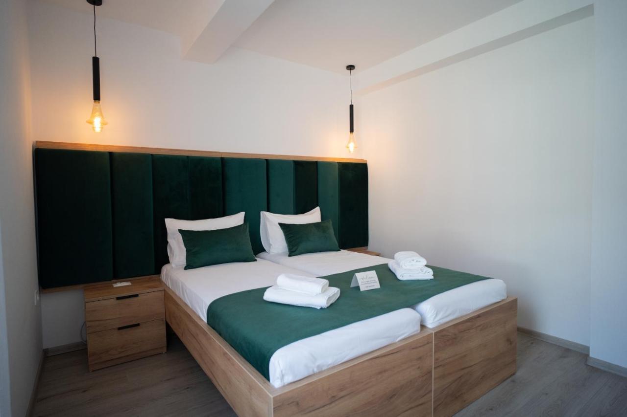Apartments And Rooms Smile โมสตาร์ ภายนอก รูปภาพ